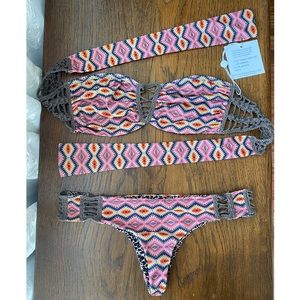 ACACIA Navajo set, Buenos Aires top & Gili bottom